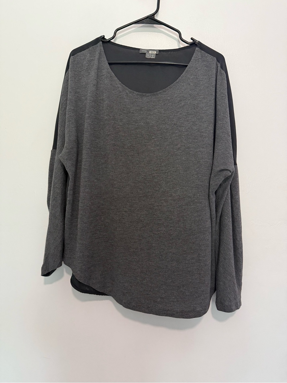 VINCE Long Sleeve Silk/Cotton Blouse Gray and Black  Top Size Large